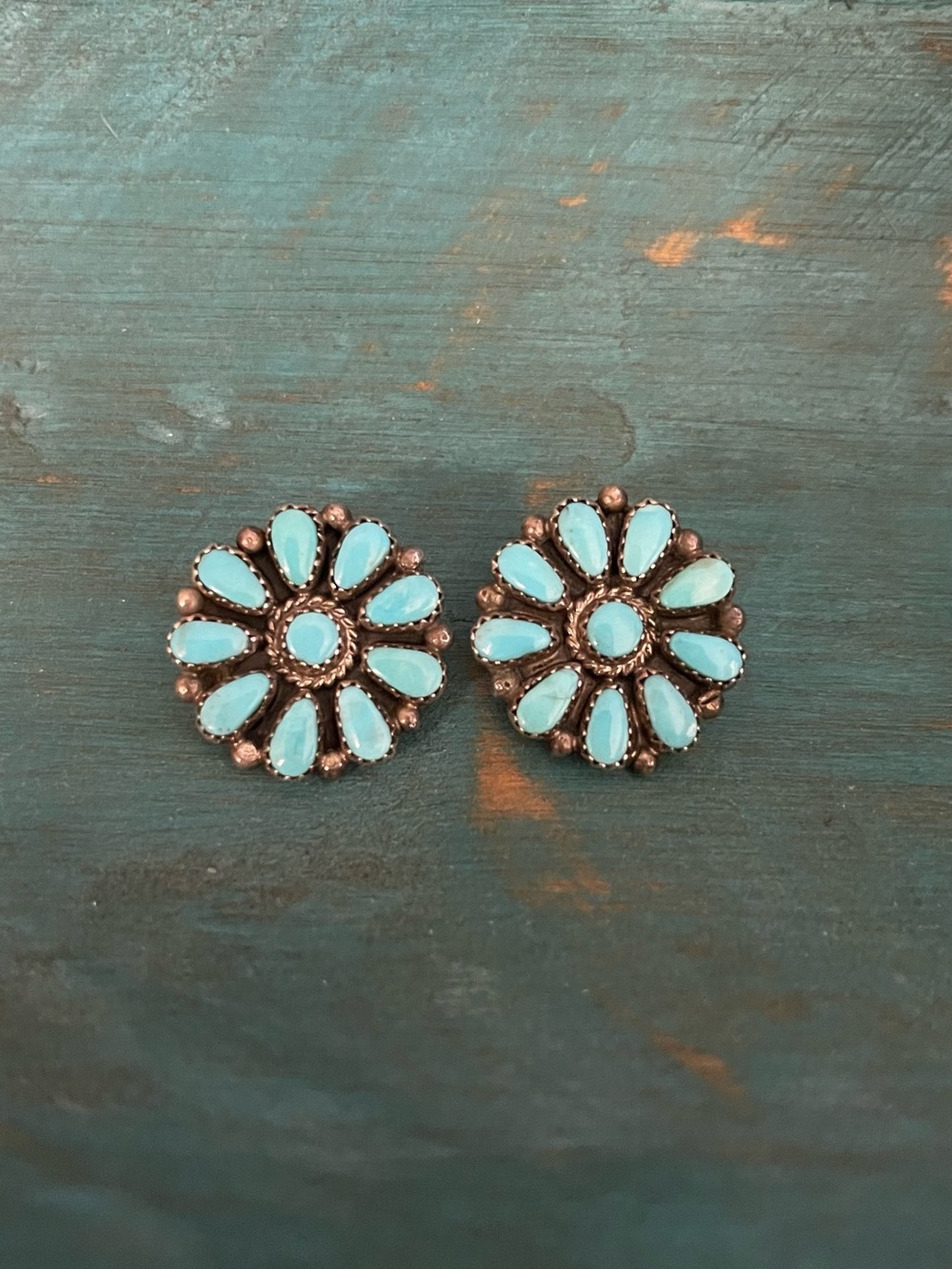 Turquoise Floral Cluster Stud Earrings - Women Jewelry